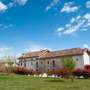 Alloggio per agriturismo Agriturismo Antico Splendore, Pullir